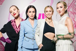 Вера Брежнева и Тина Канделаки на церемонии Cosmopolitan Beauty Awards 2021