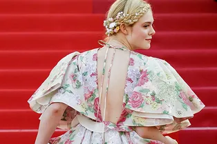 Карла Бруни, Эмбер Херд, Тина Кунаки на премьере «Отверженных»