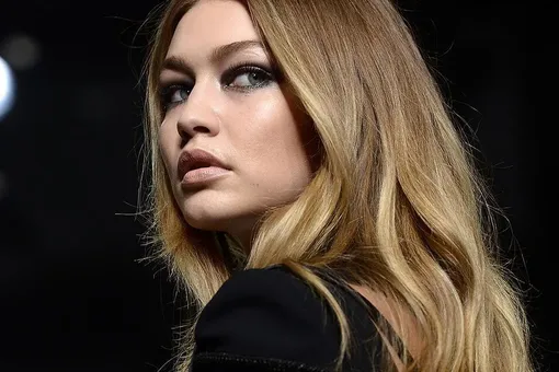 Beauty-процедура недели: восстановление волос голубым пламенем в «Белом саду»