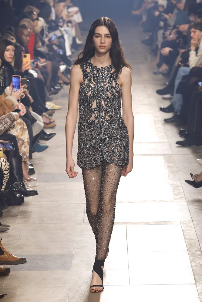 Isabel Marant осень-зима 2023/24 Isabel Marant осень-зима 2023/24