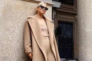 С чем носить бежевое пальто: 20 стильных примеров