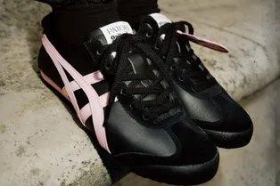 На замену New Balance: какие кроссовки покупать в новом сезоне На замену New Balance: какие кроссовки покупать в новом сезоне