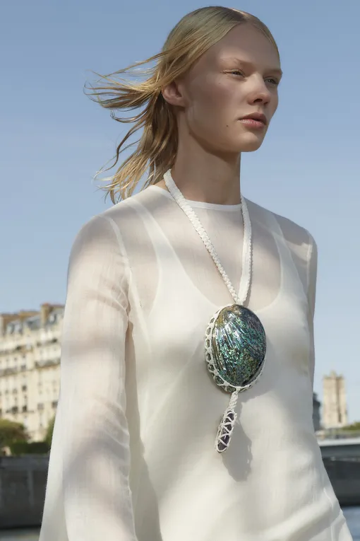 Chloé весна-лето 2022 Chloé весна-лето 2022