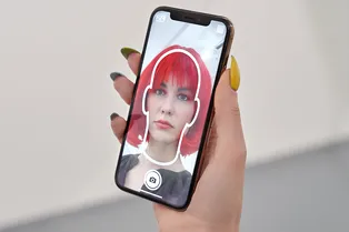 Метавселенная и маски в Instagram*: как выглядит современное искусство на грани с наукой