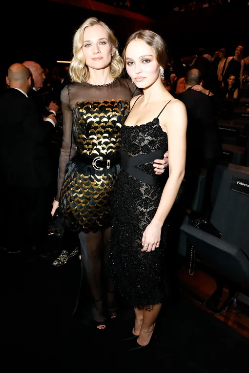 Диана Крюгер и Лили-Роуз Депп Диана Крюгер и Лили-Роуз Депп