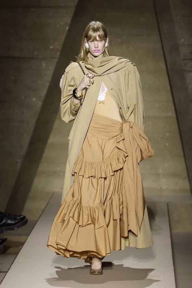 Chloé весна-лето 2026 Chloé весна-лето 2026