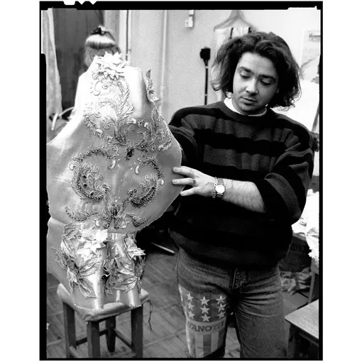 Валентин Юдашкин, 1991 год Валентин Юдашкин,