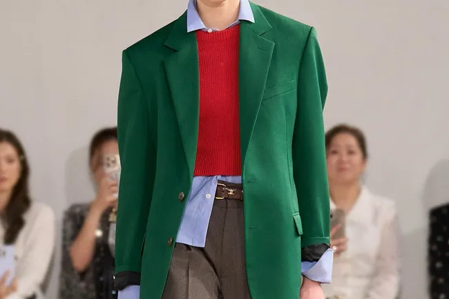 Какие свитеры будут в моде в 2026 году