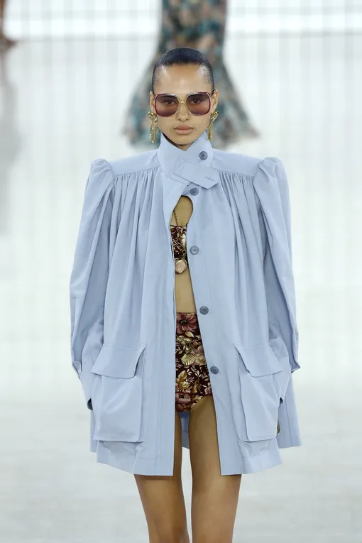 Chloé весна-лето 2025 Chloé весна-лето 2025