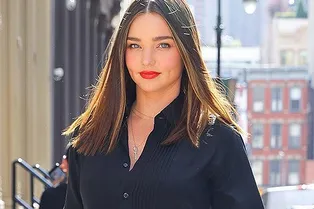 Редкий выход: Миранда Керр в мини спустя несколько месяцев после рождения сына