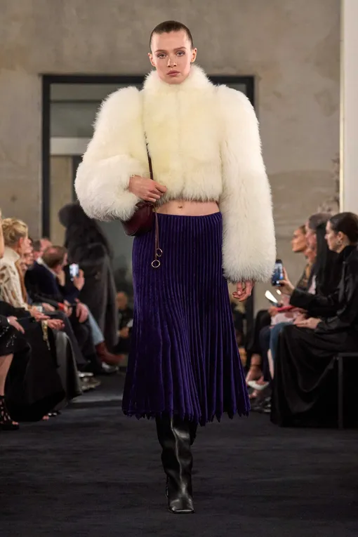 Alaïa осень-зима 2025 Alaïa осень-зима 2025