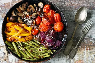 Какую еду полезнее есть теплой, а какую — холодной