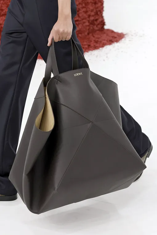 Loewe осень-зима 2023/24