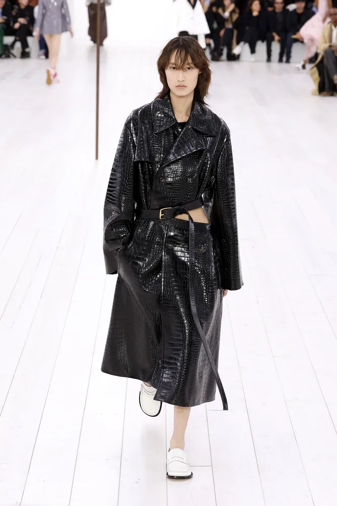 Loewe весна-лето 2025 Loewe весна-лето 2025