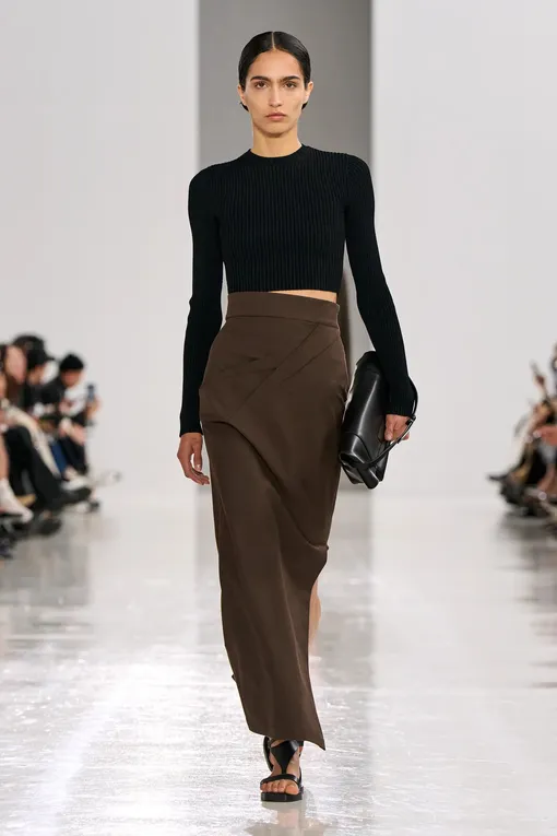 Max Mara весна-лето 2025 Max Mara весна-лето 2025