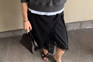 Юбка с кружевом — главный тренд лета-2026. С чем ее носить