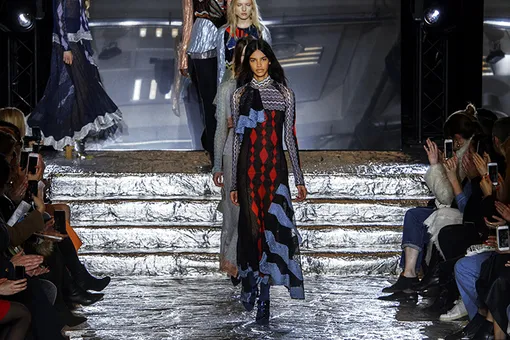 Неделя моды в Лондоне: Peter Pilotto