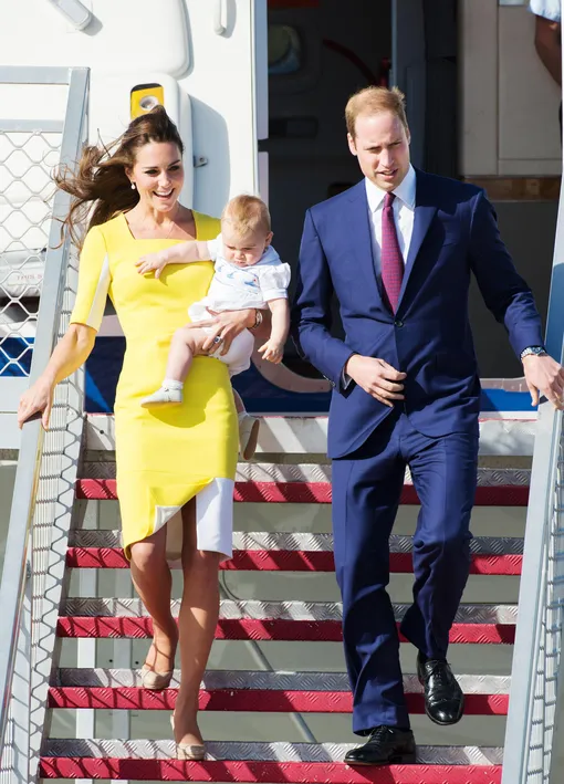 Кейт Миддлтон и принц Уильям с маленьким принцем Джорджем, 2014