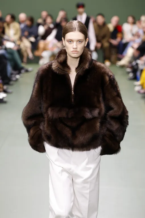 Loewe осень-зима 2024/25 Loewe осень-зима 2024/25