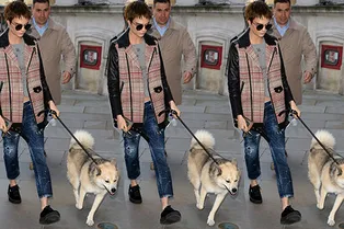 В чем пойти на прогулку с питомцем: берем пример с Кары Делевинь