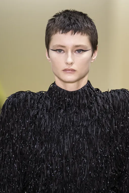 Balenciaga осень-зима 2023/24 Balenciaga осень-зима 2023/24