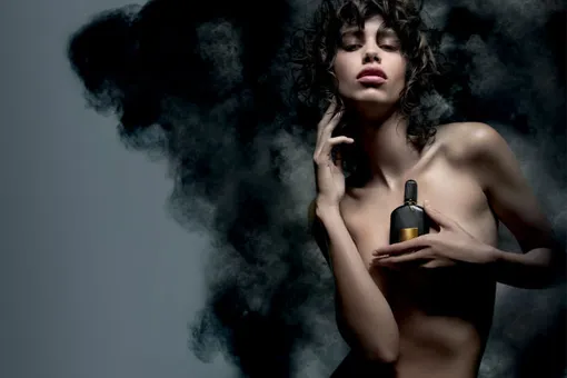 Мика Арганараз в новой рекламной кампании Tom Ford Black Orchid