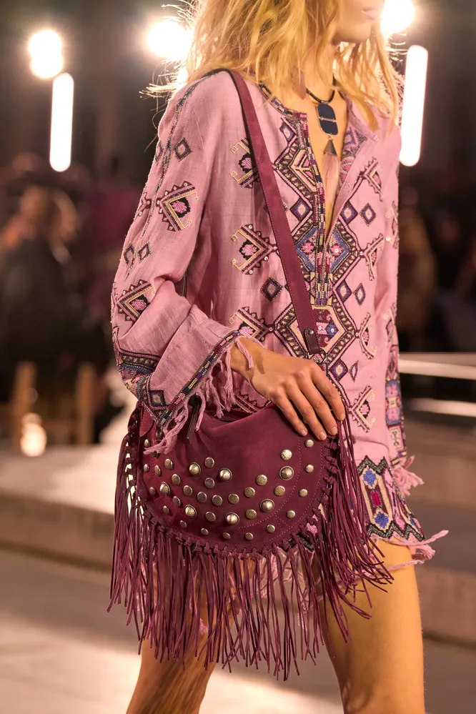 Isabel Marant весна-лето 2025 Isabel Marant весна-лето 2025