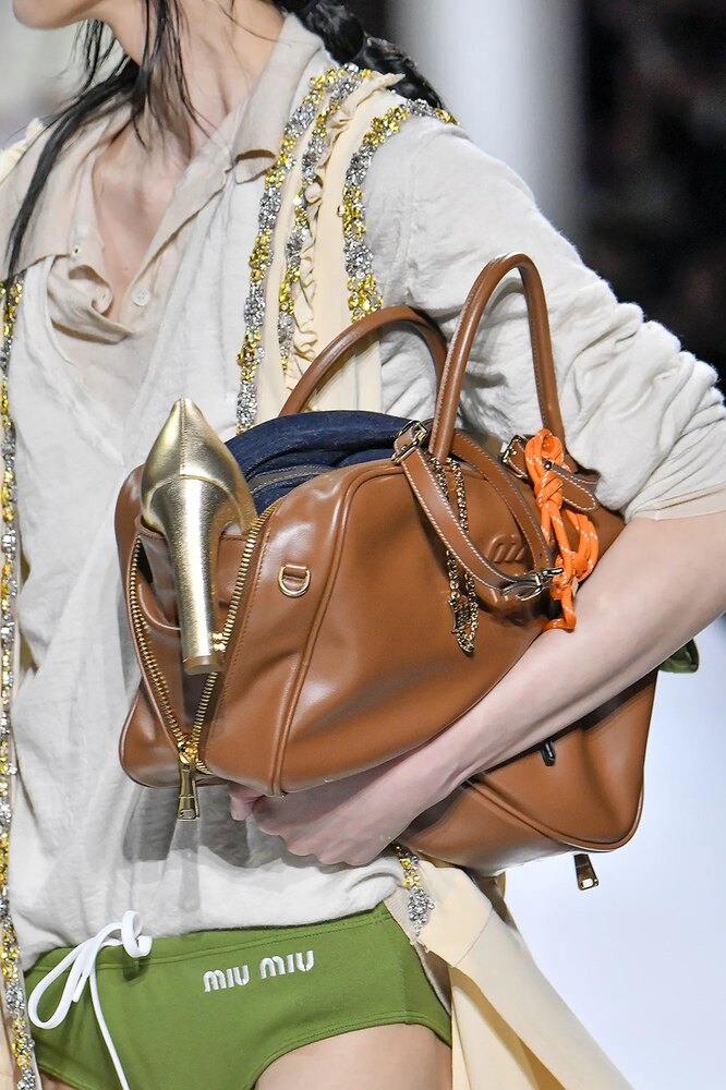 Тренды сумок самые стильные модели весны/лета | BrandsVillage | Дзен