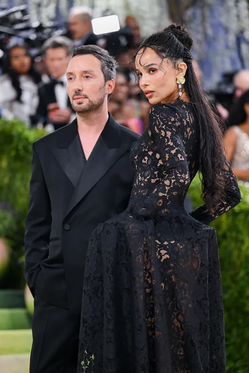 Энтони Ваккарелло и Зои Кравиц на Met Gala-2026. Энтони Ваккарелло и Зои Кравиц на Met Gala-2026.