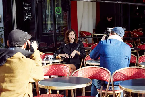 La Parisienne: британка Алекса Чанг стала героиней фильмов о французском стиле