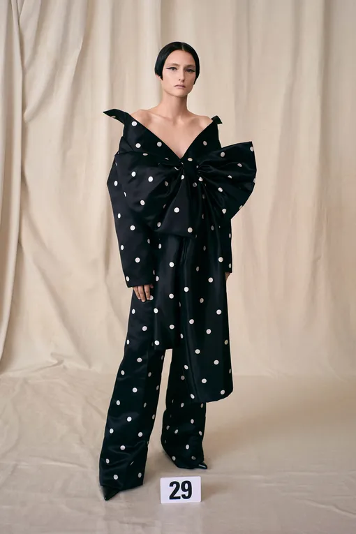 Balenciaga Haute Couture осень-зима 2021/22 Balenciaga Haute Couture осень-зима 2021/22