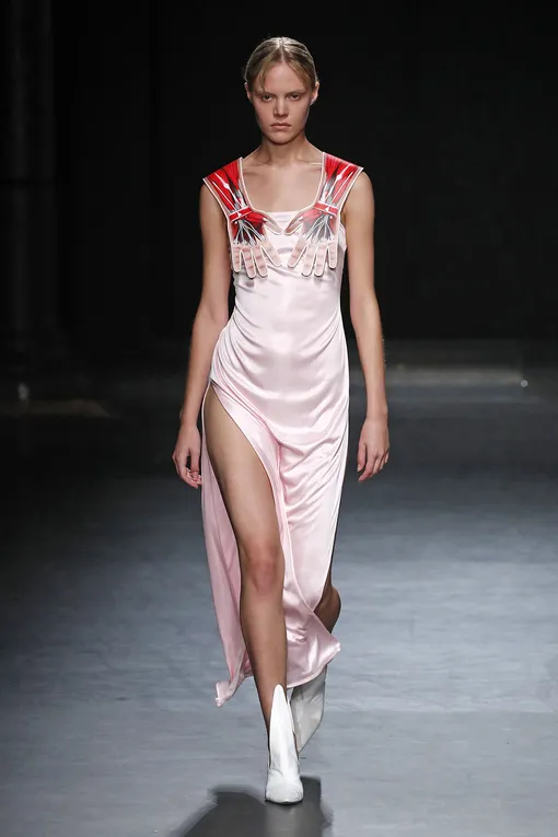 Christopher Kane весна-лето 2023 Christopher Kane весна-лето 2023