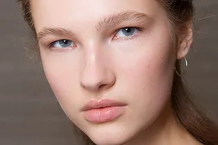 3 способа избавиться от нависшего века