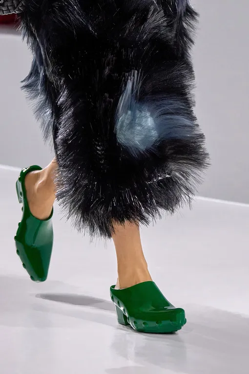 Bottega Veneta весна-лето 2026