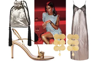 Что надеть на летнее мероприятие: платья-комбинации, серебряные мюли и еще 13 вещей