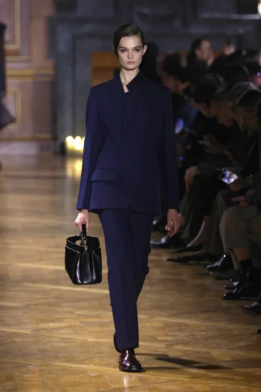Victoria Beckham осень-зима 2026/27 Victoria Beckham осень-зима 2026/27