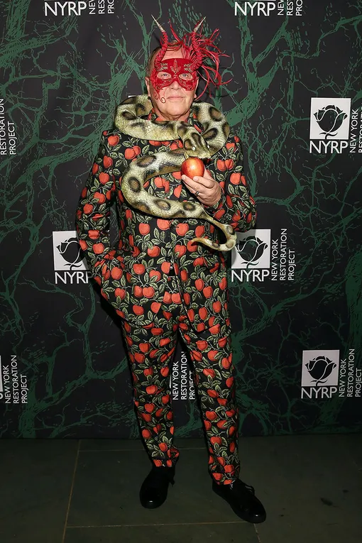 Майкл Корс в образе Эдемского сада, 2017 год