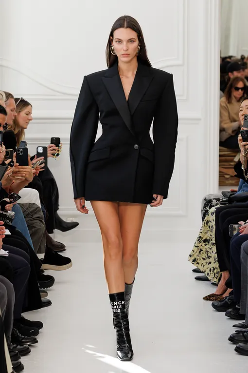 Givenchy осень-зима 2025/26