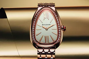 Объект желания: часы-змейки Bvlgari из розового золота с бриллиантами