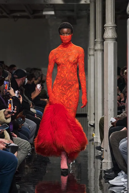 Alaïa осень-зима 2022/23 Alaïa осень-зима 2022/23