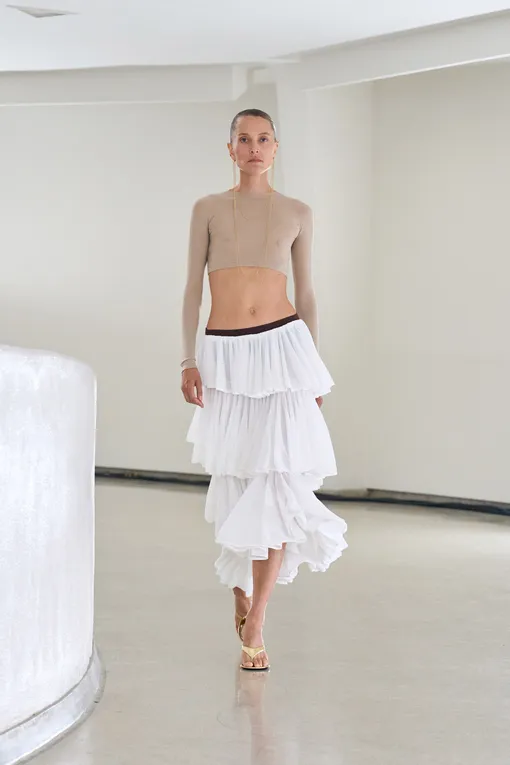 Alaïa весна-лето 2025 Alaïa весна-лето 2025