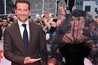 Леди Гага в Armani Privé и Брэдли Купер представили свой фильм в Торонто