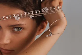 Как стильно сочетать несколько украшений сразу