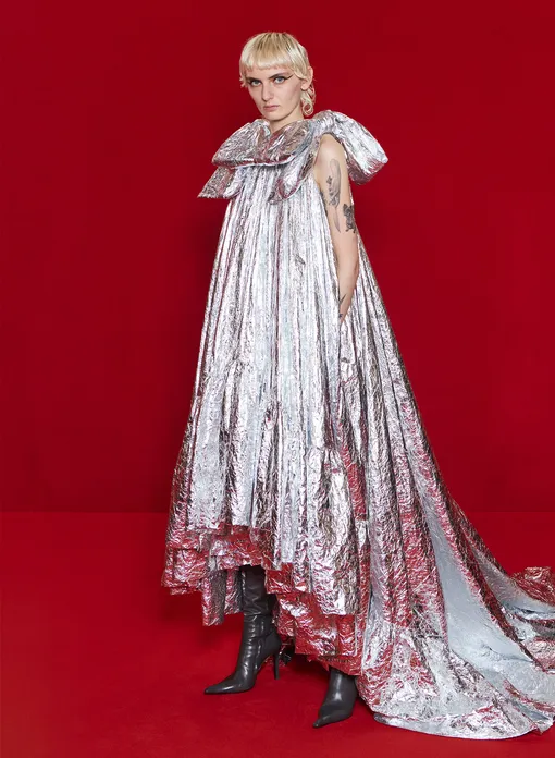 Balenciaga весна-лето 2022 Balenciaga весна-лето 2022