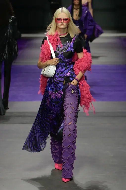 Versace весна-лето 2023 Versace весна-лето 2023