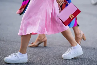 7 пар белых кроссовок и кед, которые всегда будут в моде