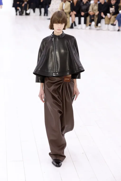 Loewe весна-лето 2025