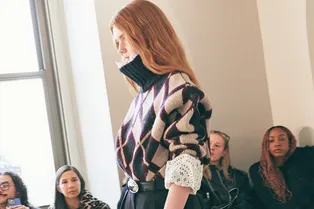 Что носить в октябре: 5 эффектных, но простых идей с подиума Что носить в октябре: 5 эффектных, но простых идей с подиума