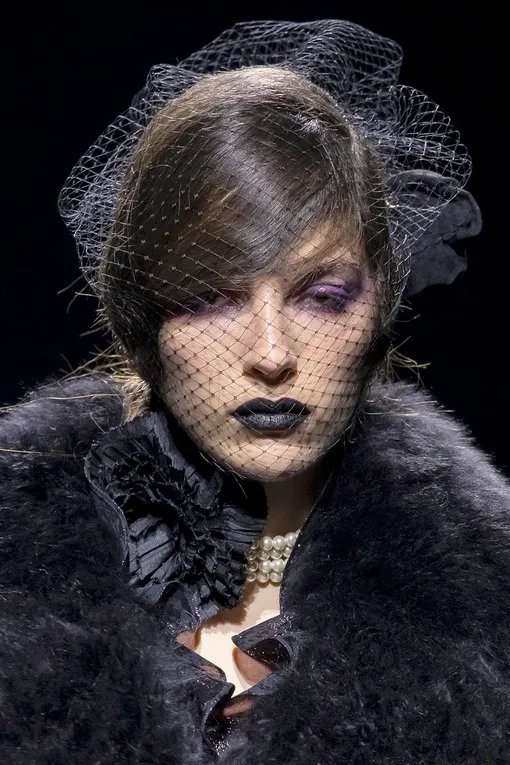 BLUMARINE осень-зима 2022/23 BLUMARINE осень-зима 2022/23