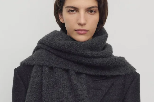 Какие шарфы носить зимой 2025/26